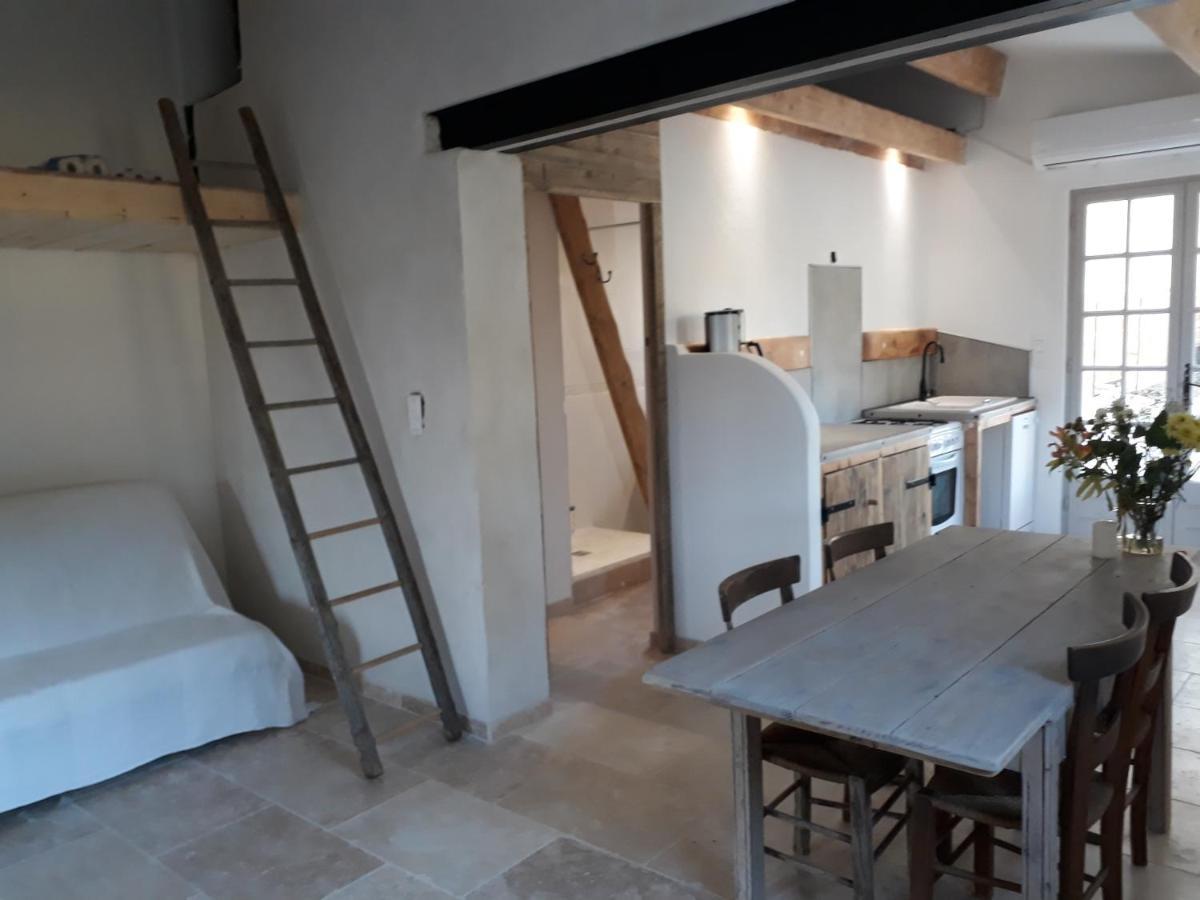 La Petite Maison Dans Les Vignes Chamaret Exterior foto